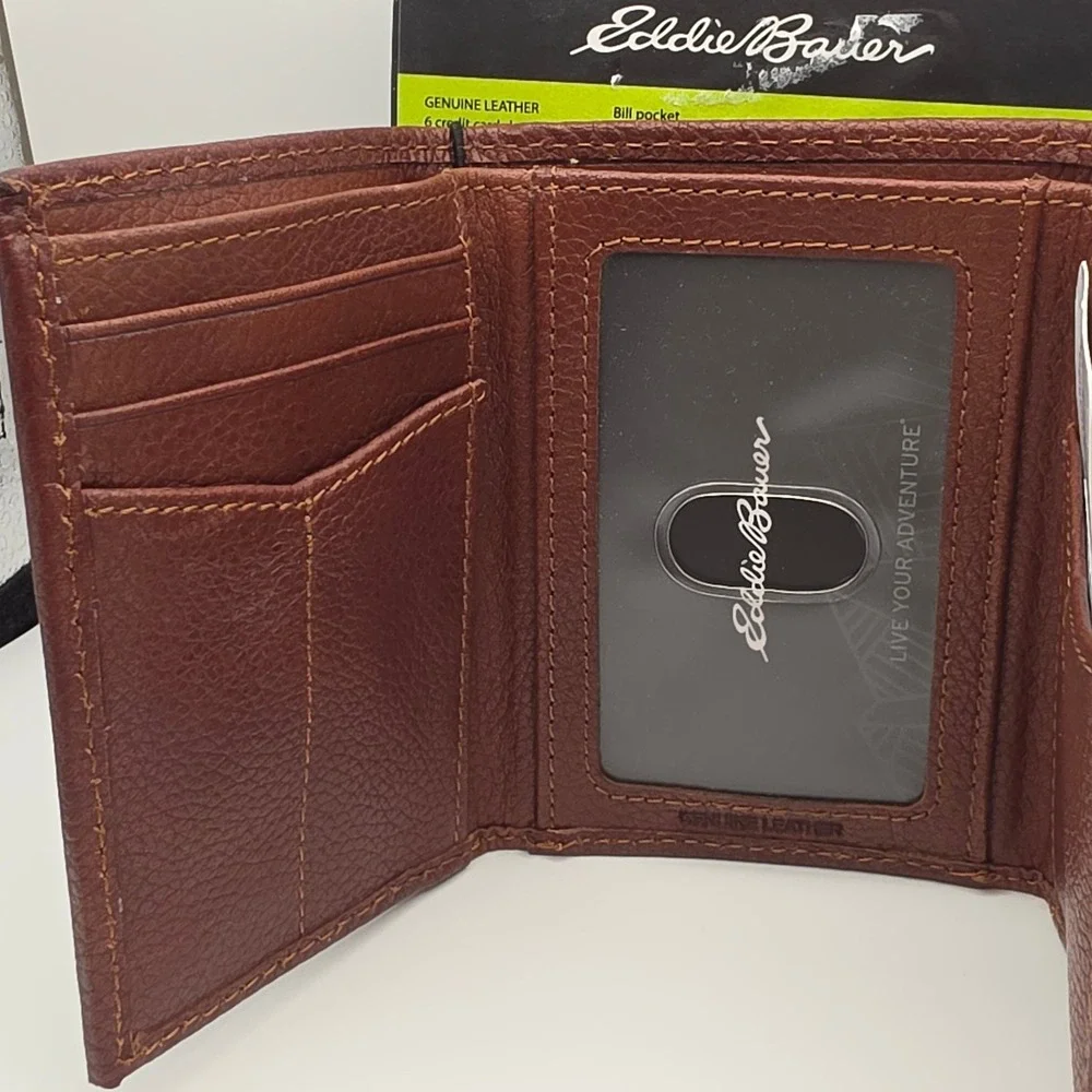 Eddie Bauer Mens Trifold Wallet Brown Pebbled Leather RFID Protection